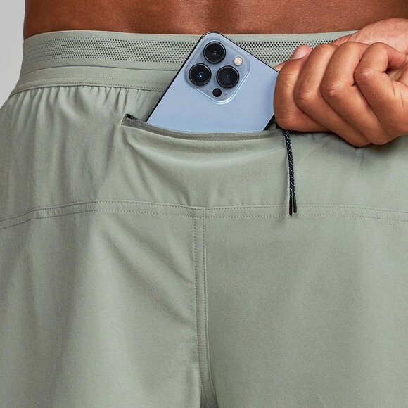 Janji Men's 5" AFO Middle Short in Glacial, Size Medium - Picture 2 of 11